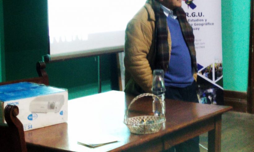 Charla del Prof. Carlos Paolino